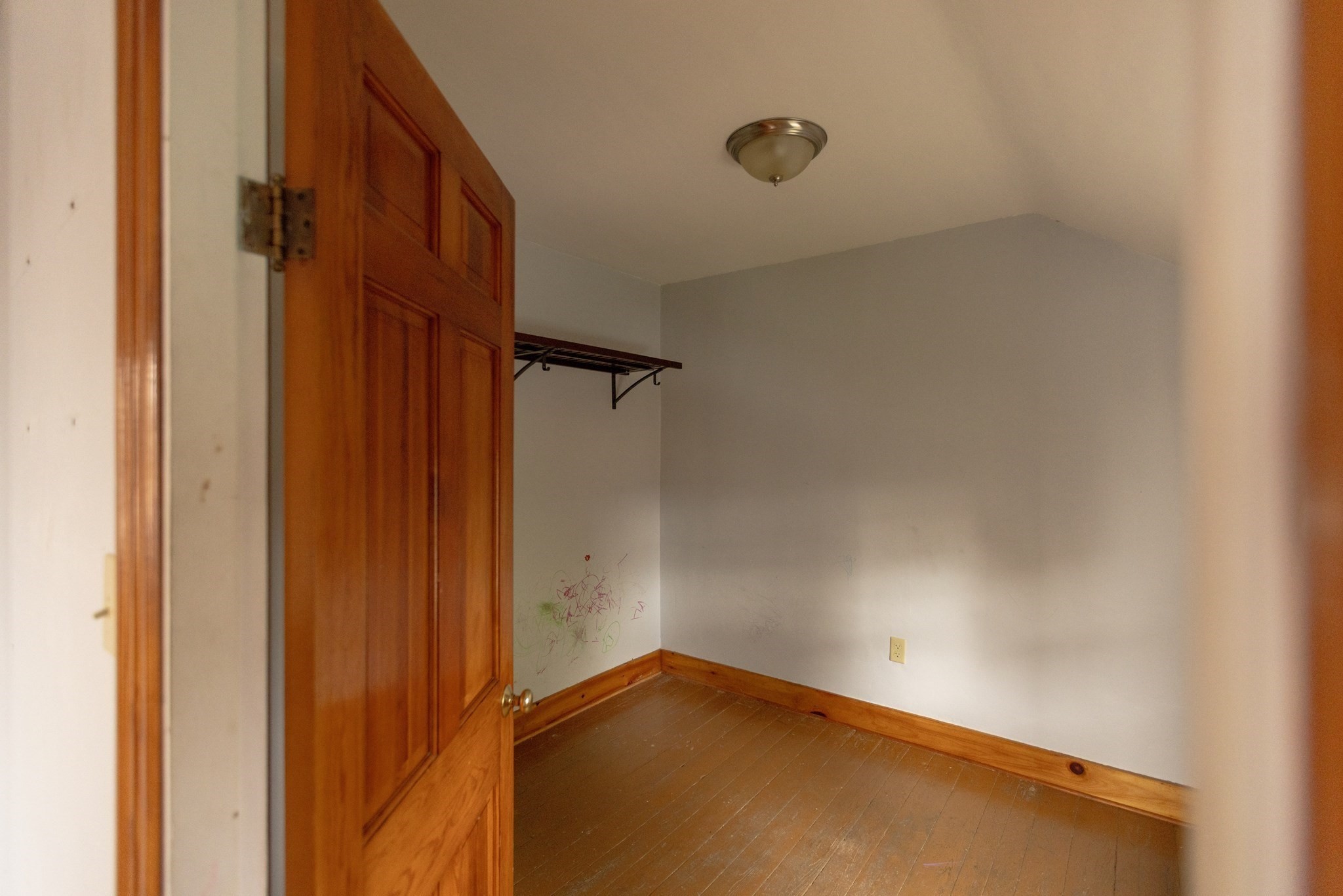518 Snell St Property Photo 22