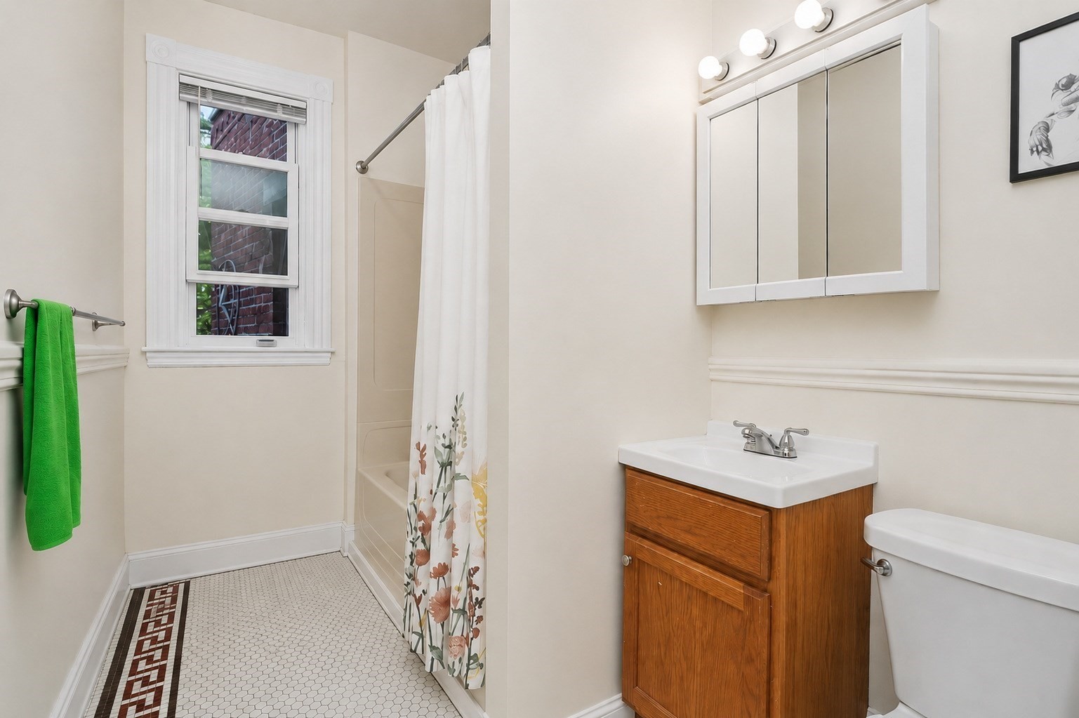 8 Colliston Rd Property Photo 10