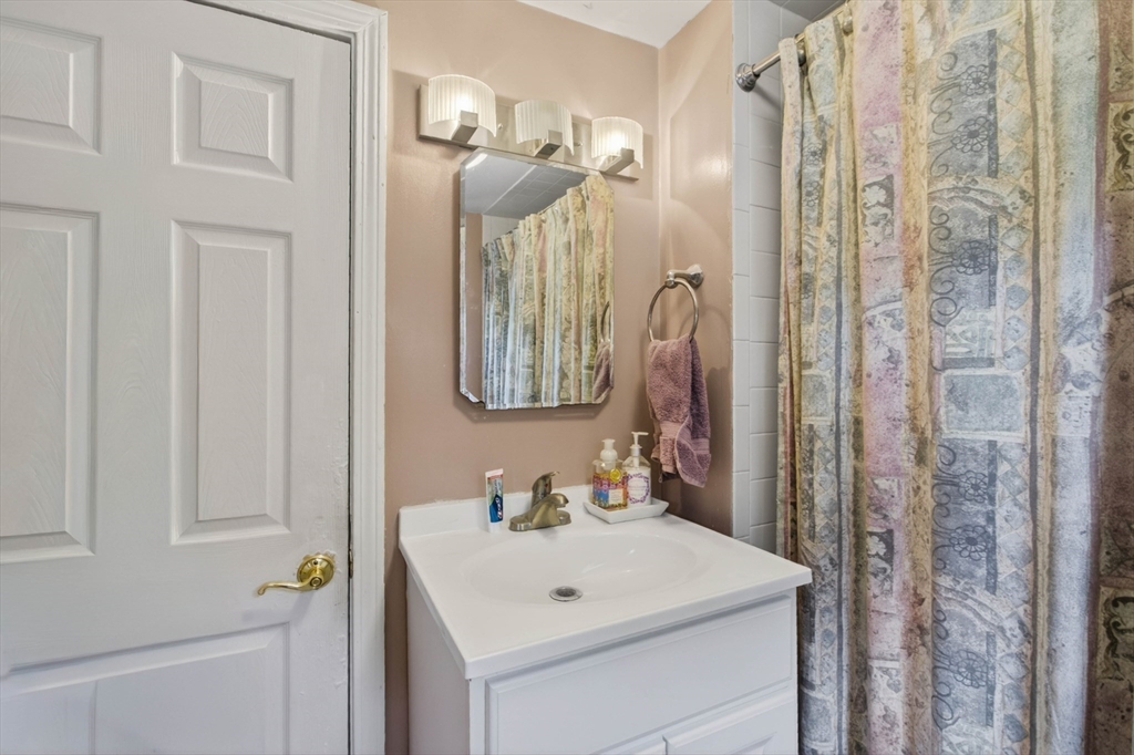 88 Concord Property Photo 20