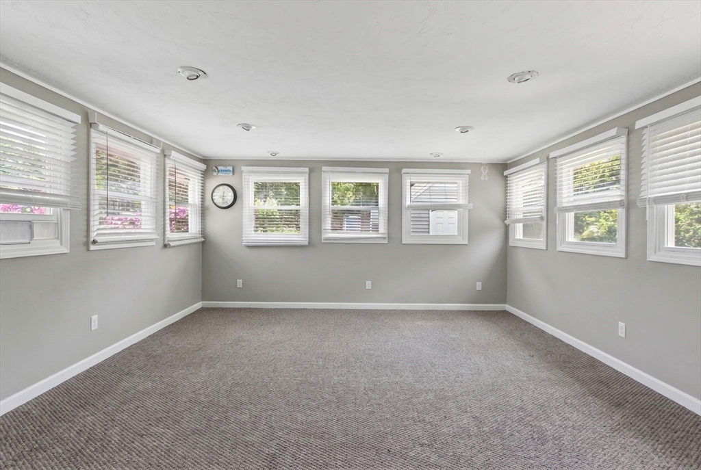 88 Concord Property Photo 29