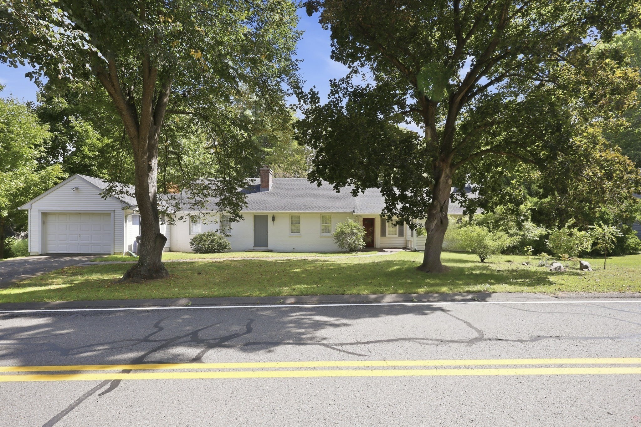 1006 South East Street Property Photo 1