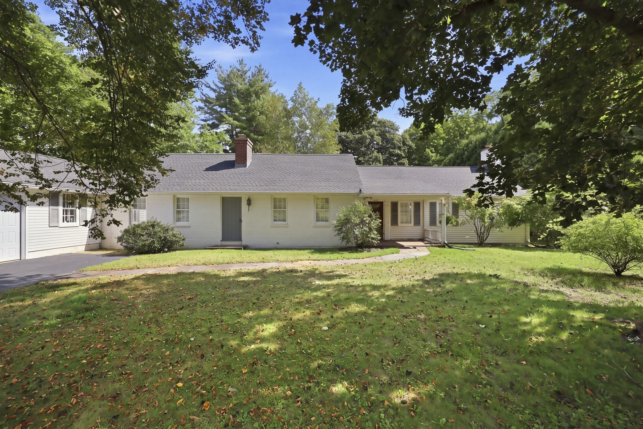 1006 South East Street Property Photo 2