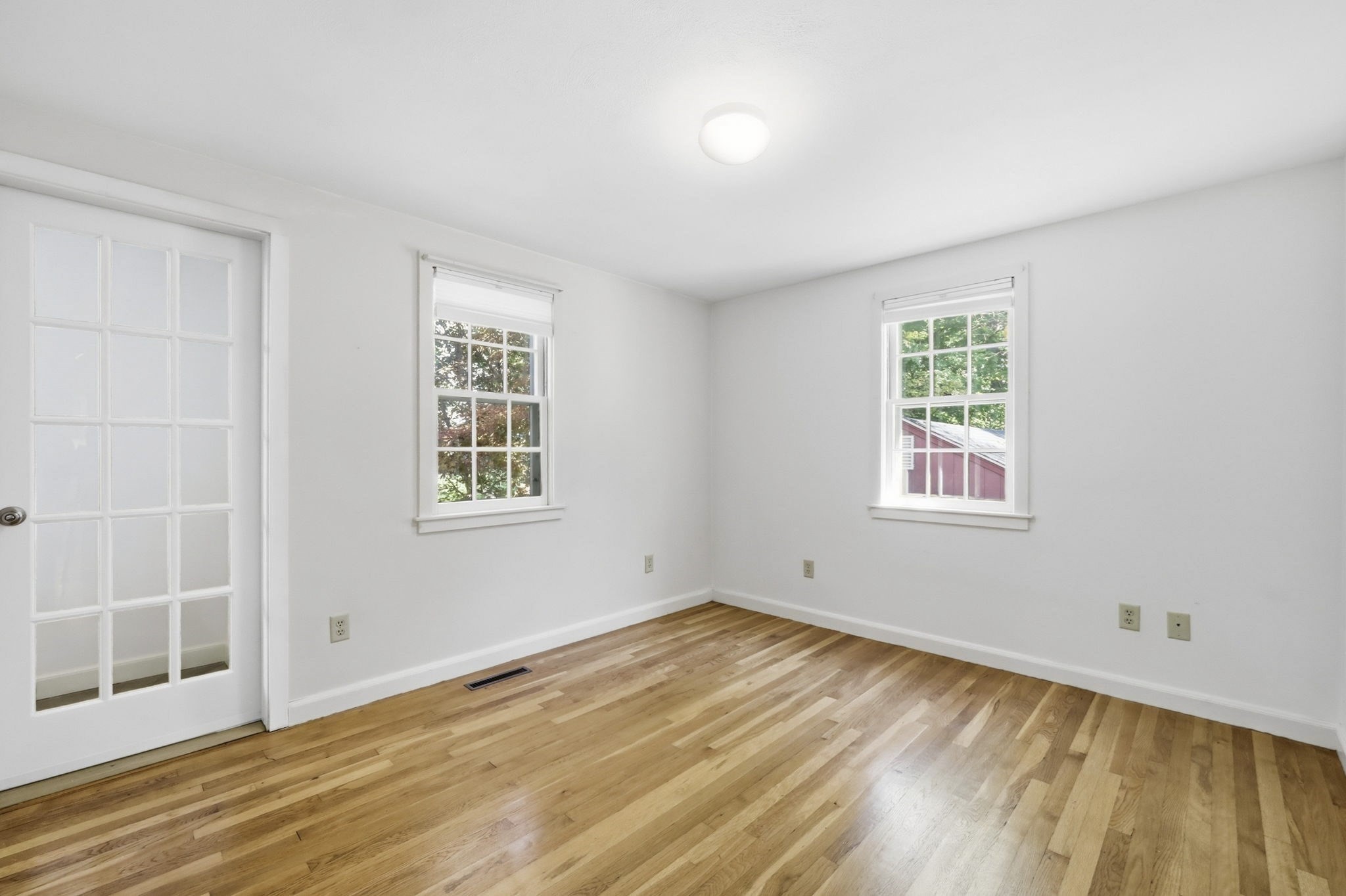1006 South East Street Property Photo 19