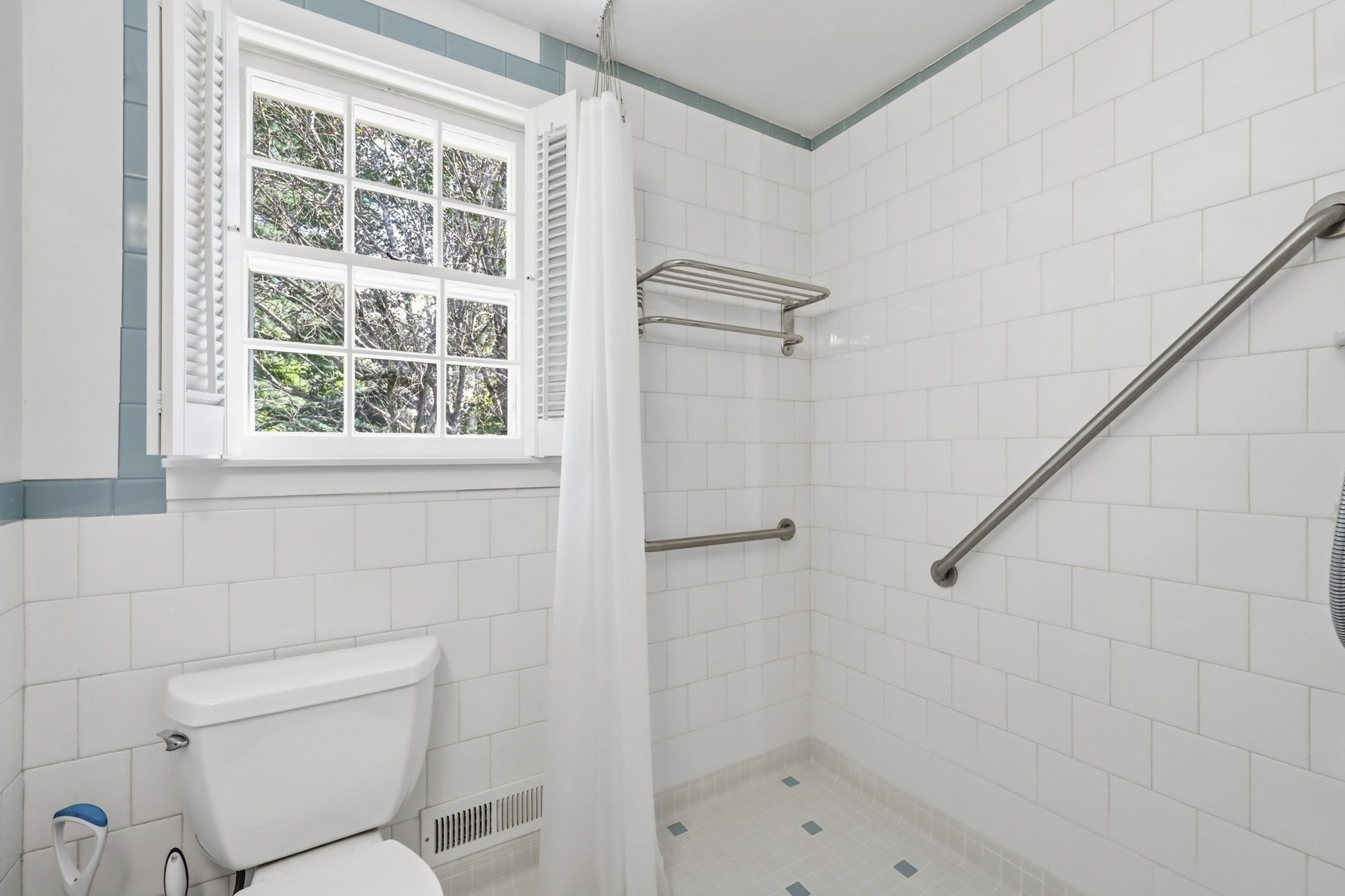 1006 South East Street Property Photo 24