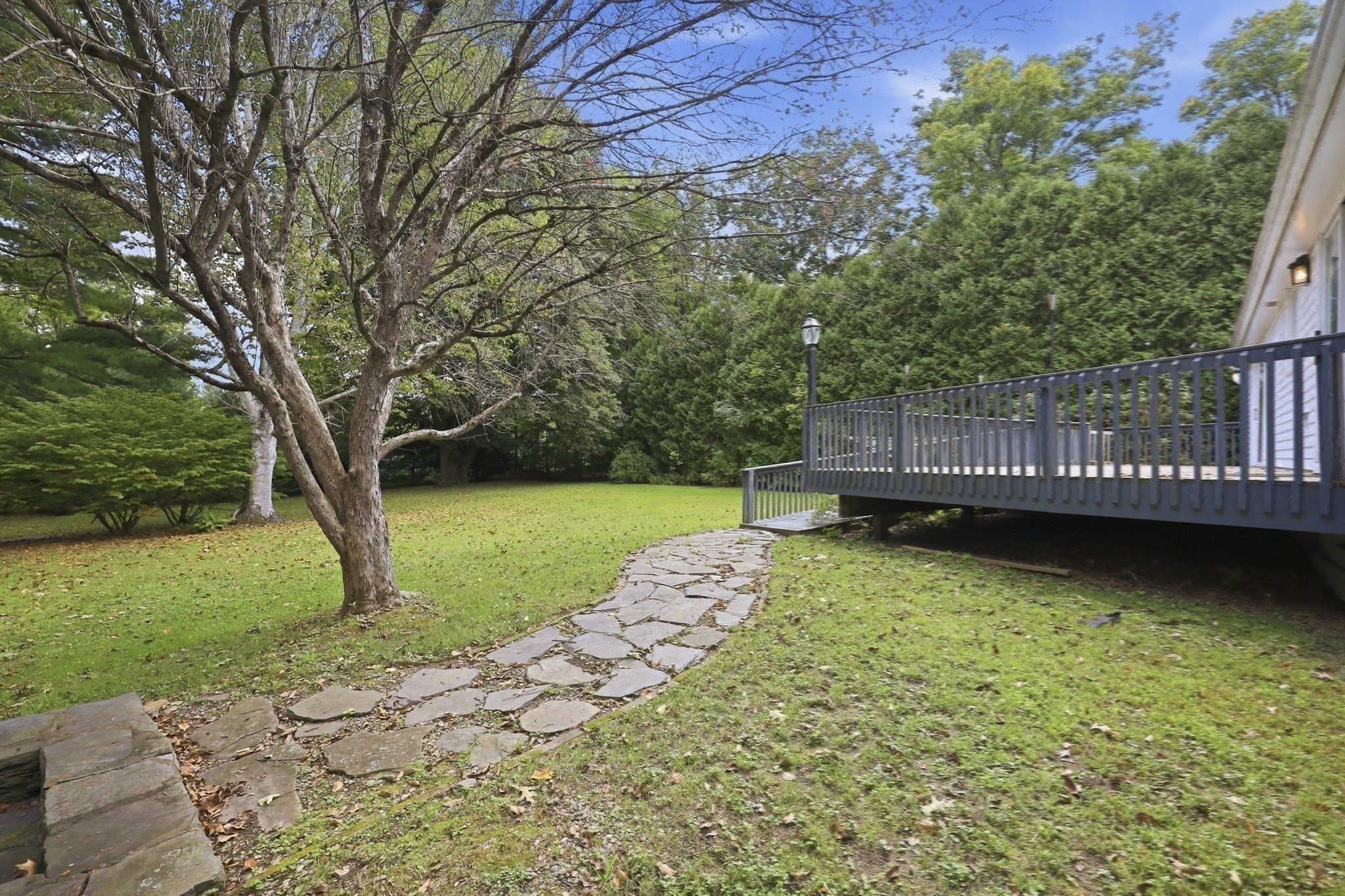 1006 South East Street Property Photo 32