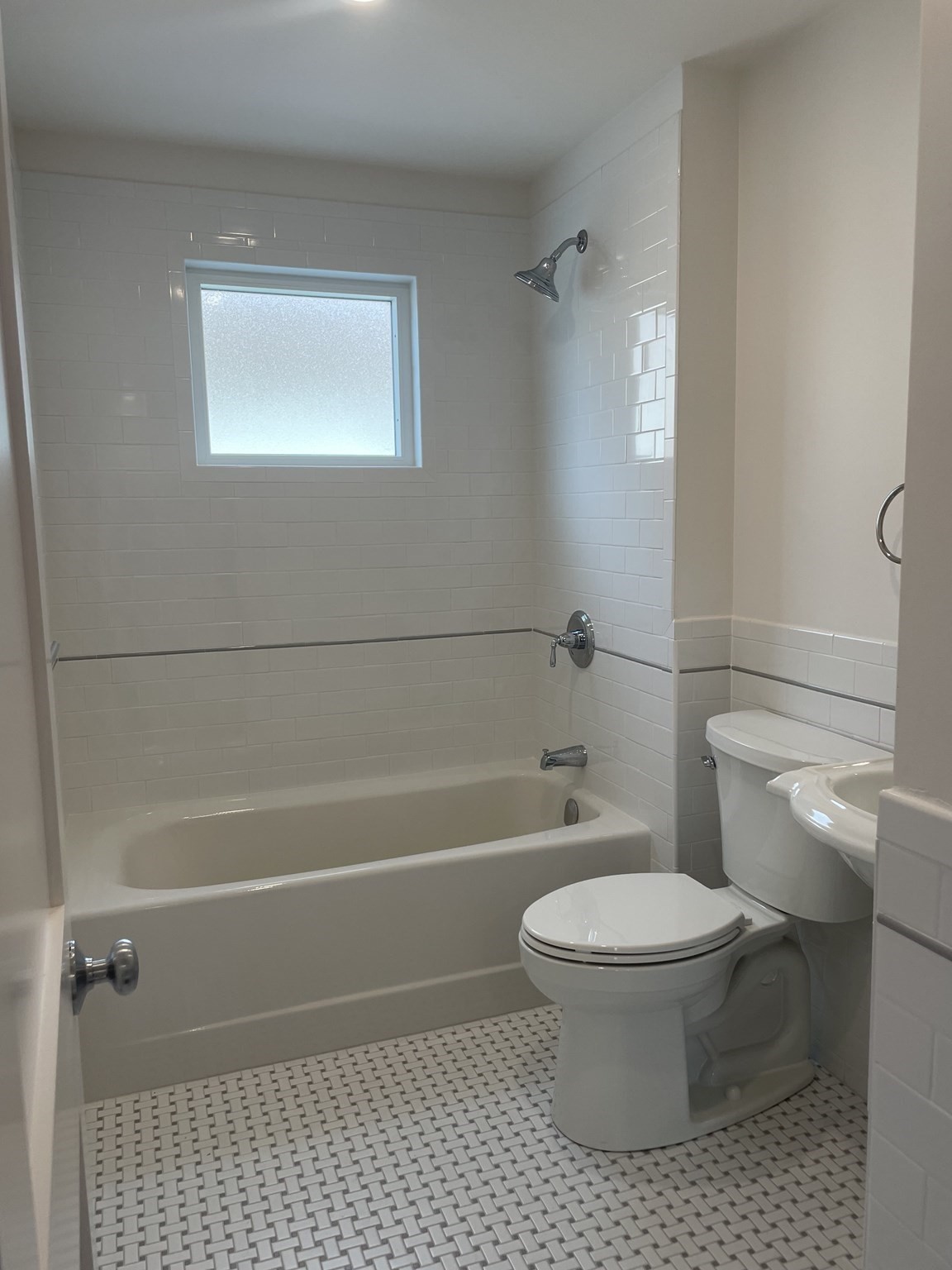 29 Crescent Rd # 29 Property Photo 14