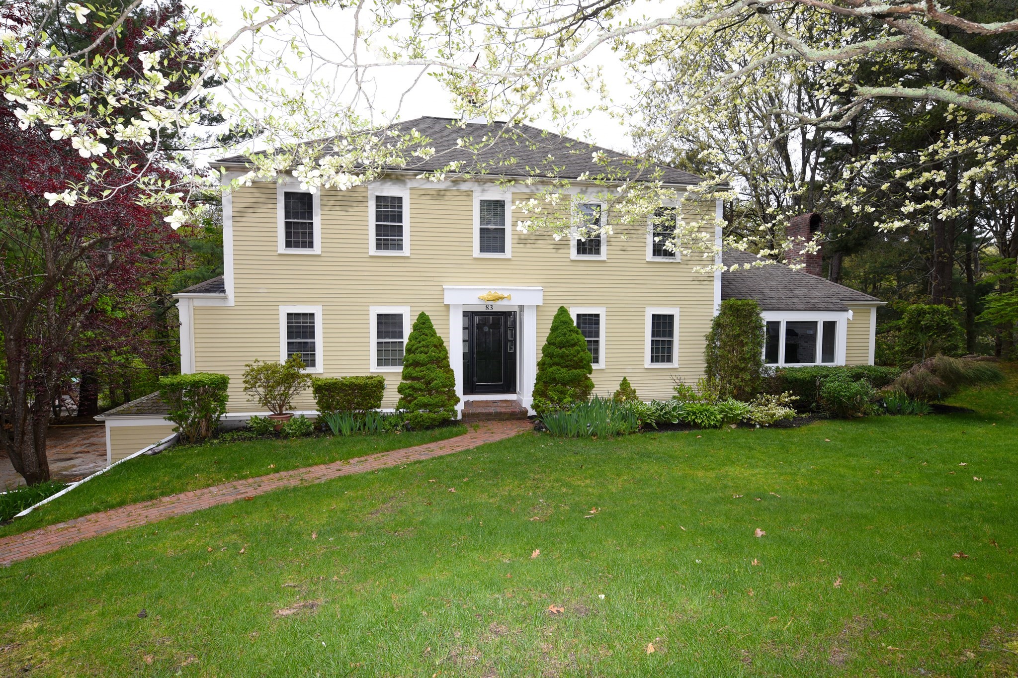 83 Winding Way Property Photo 1