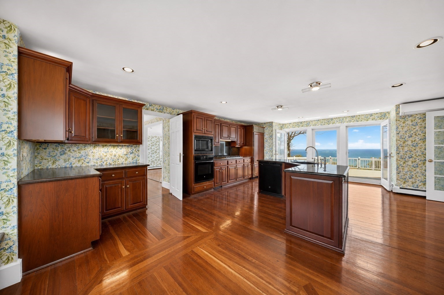 19 Ellisville Rd Property Photo 3