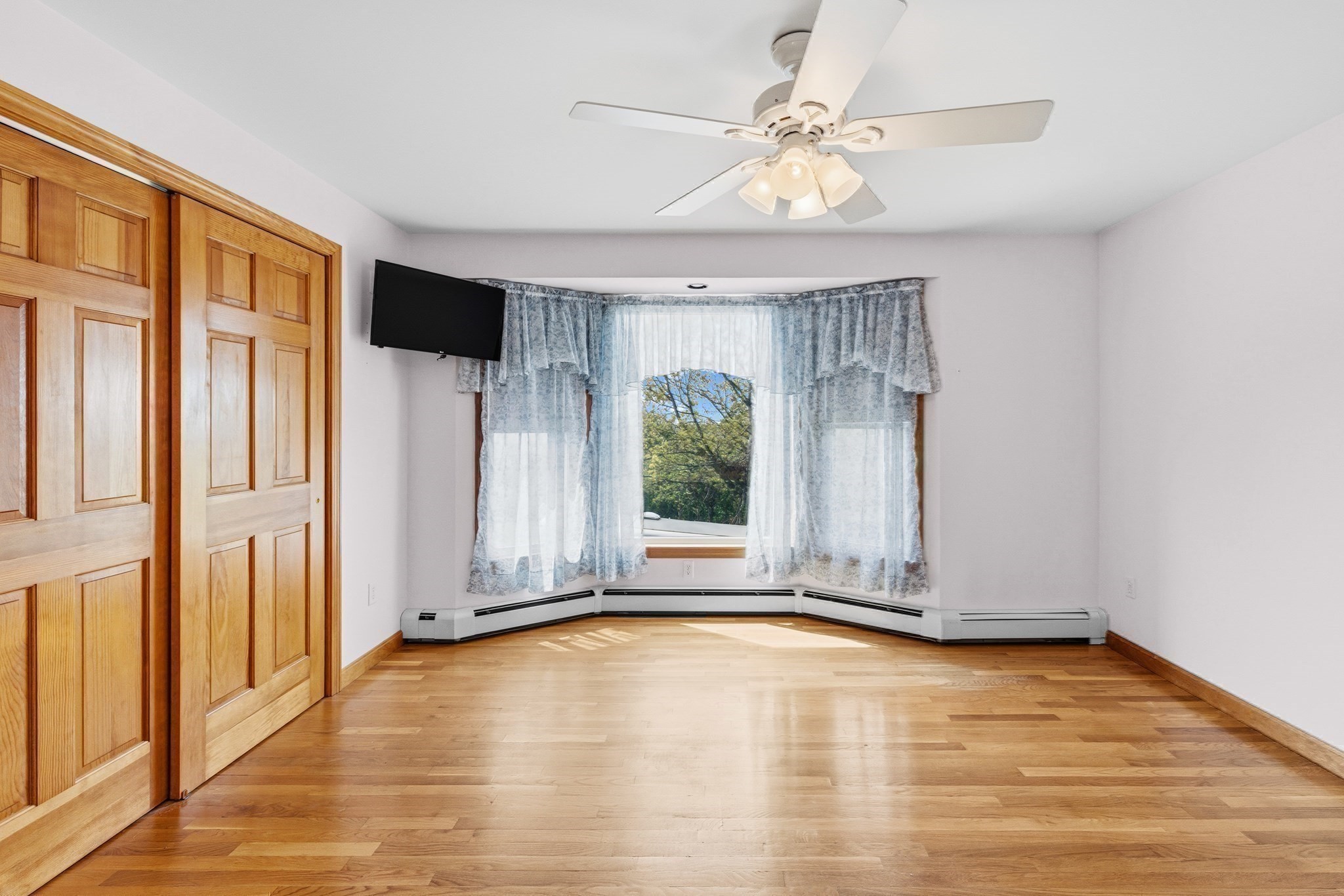 400 Sampson Property Photo 20