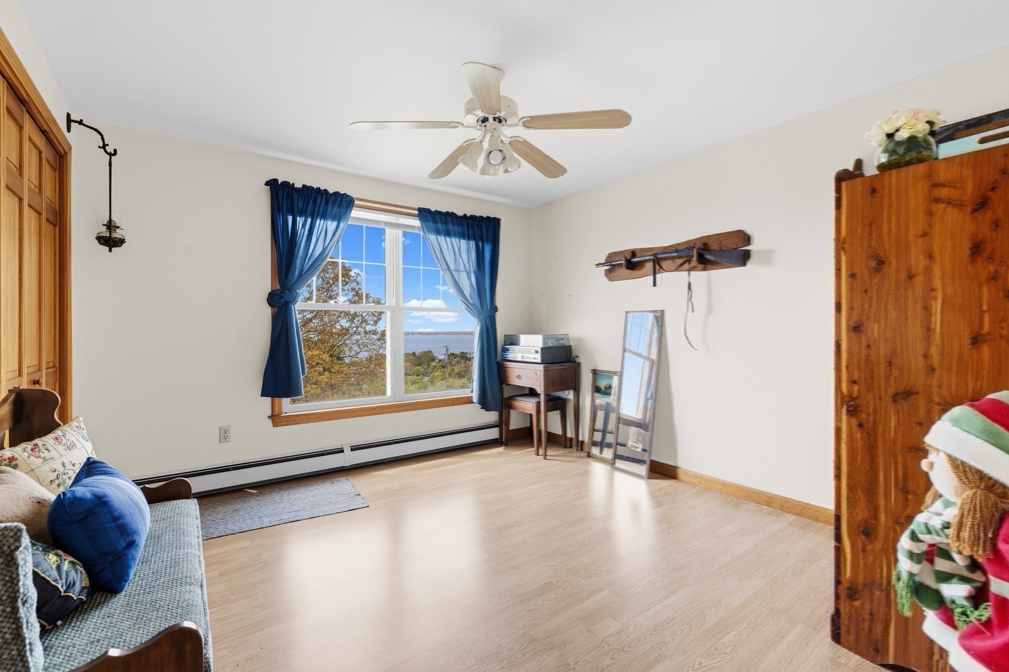 400 Sampson Property Photo 31