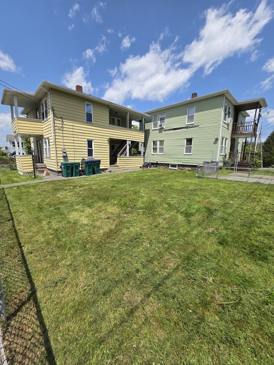 205 Woodland St Property Photo 4