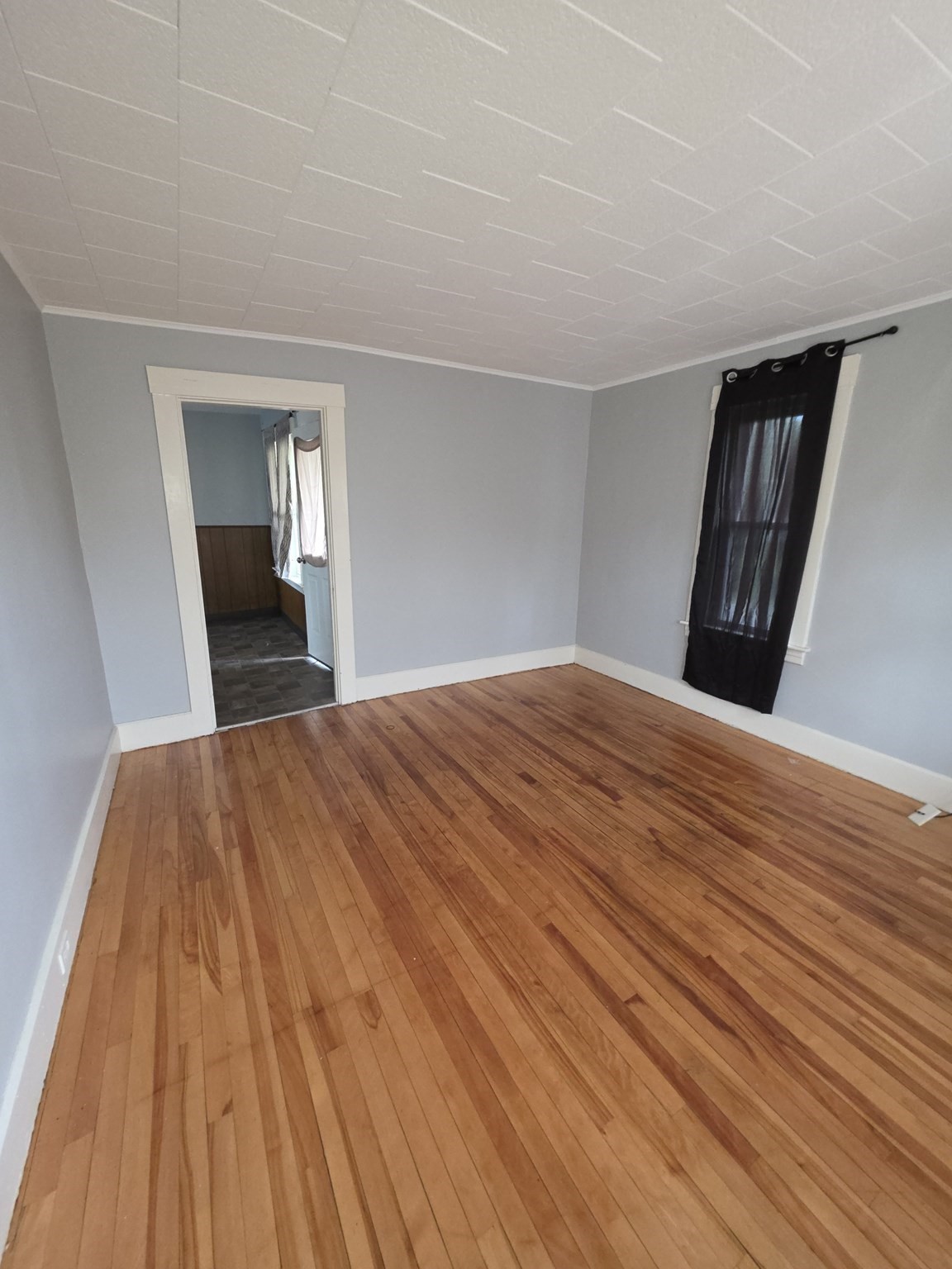 205 Woodland St Property Photo 6