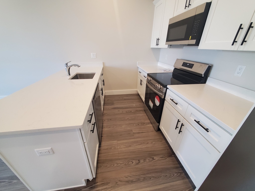 64 Tolman # 3 Property Photo 1