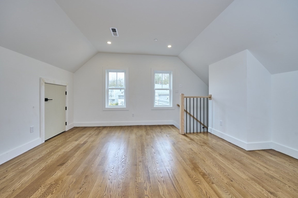 59 Wellington # 3 Property Photo 11