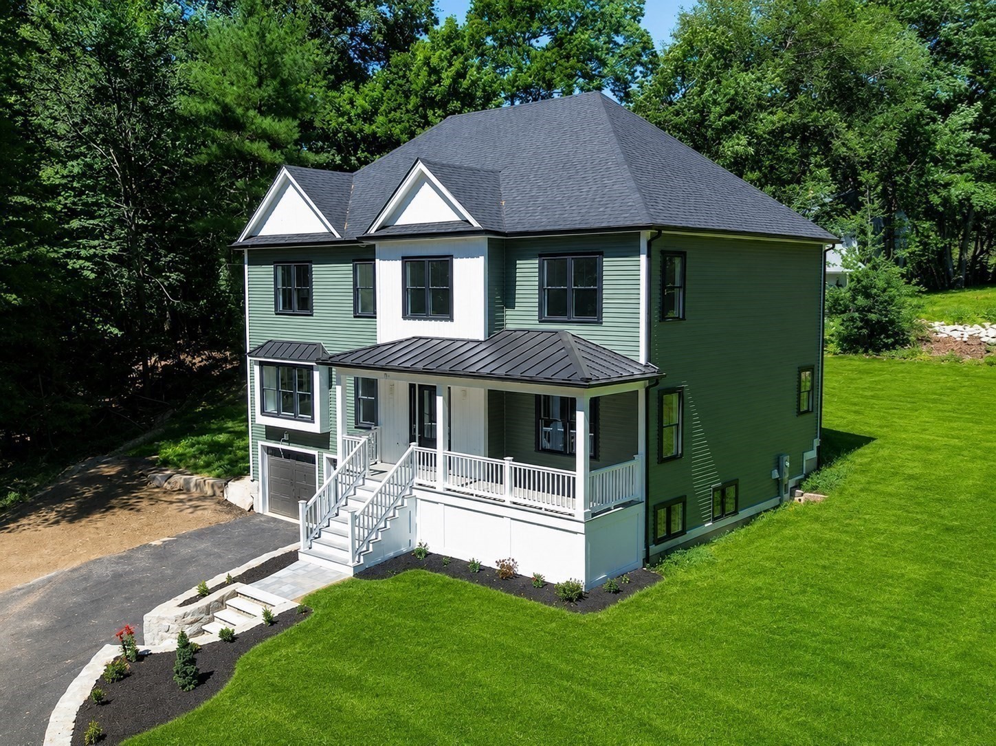 30 Mendon St Property Photo 2