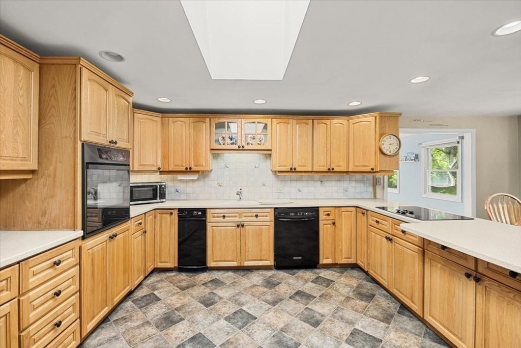 11 Hingston Circle Property Photo 2