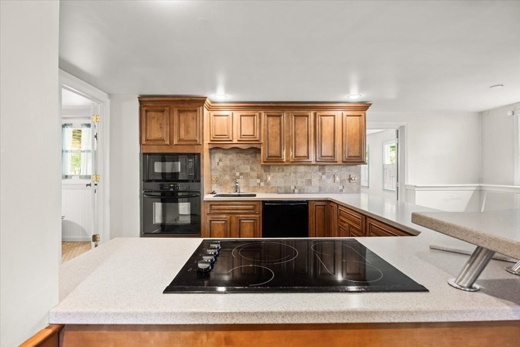 11 Hingston Circle Property Photo 30