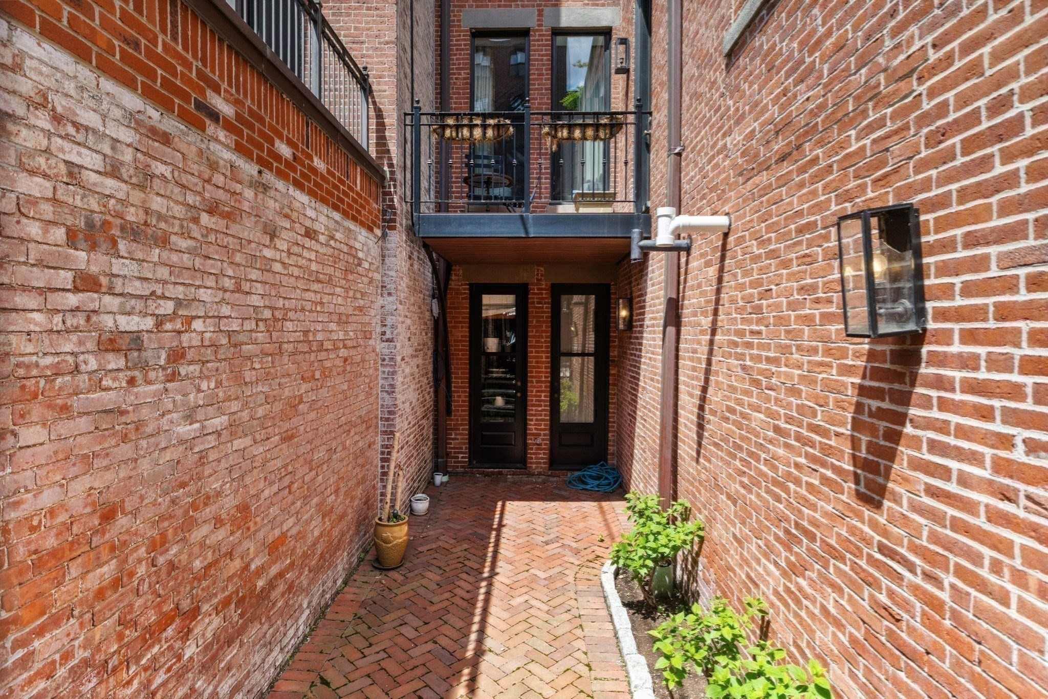 319 Beacon Street Property Photo 35