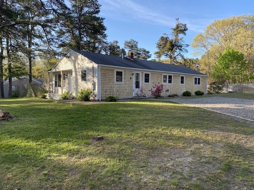 14 Andersen Ave Property Photo 1