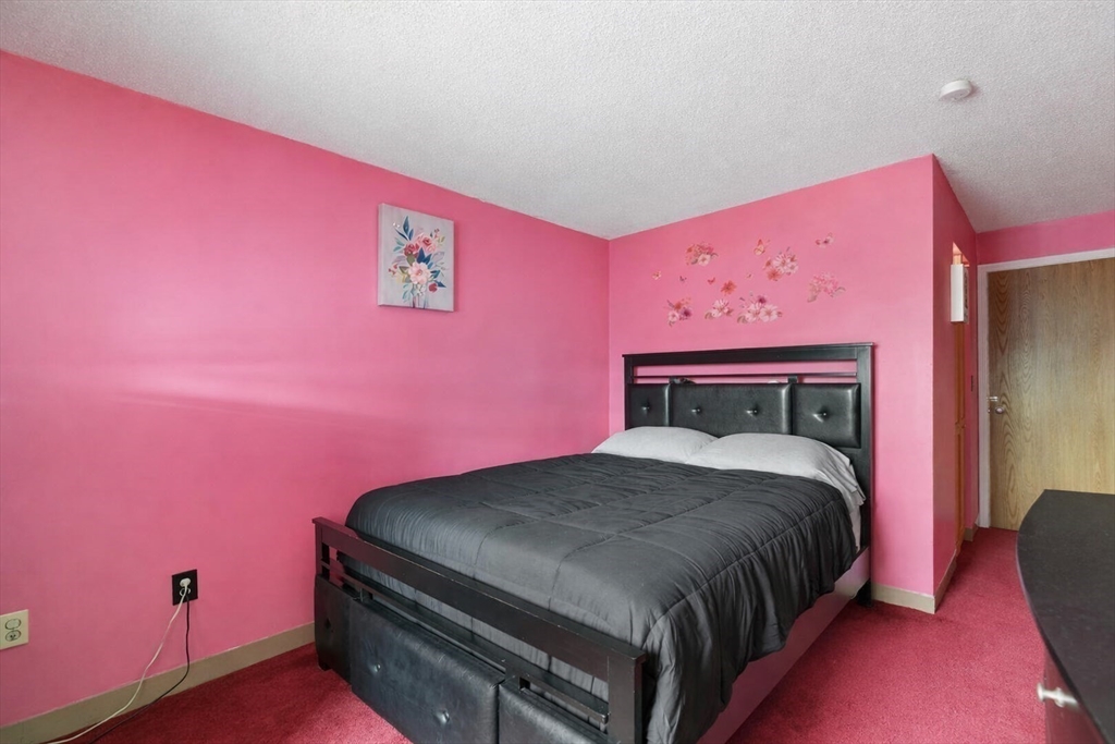 181 North St # 105 Property Photo 15