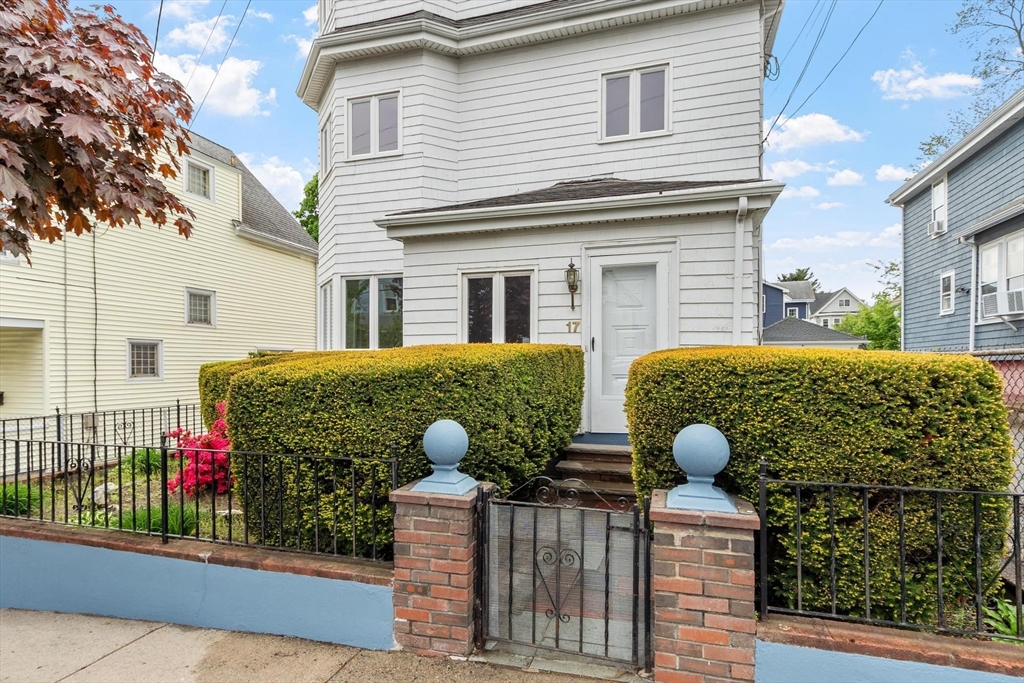 17 Tufts Avenue Property Photo 2