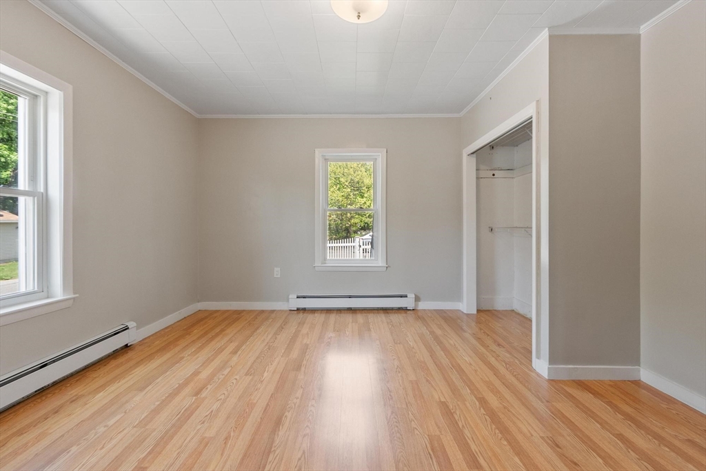 183 Albee St Property Photo 7