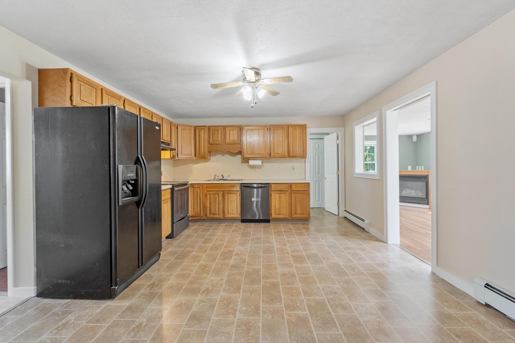 183 Albee St Property Photo 8