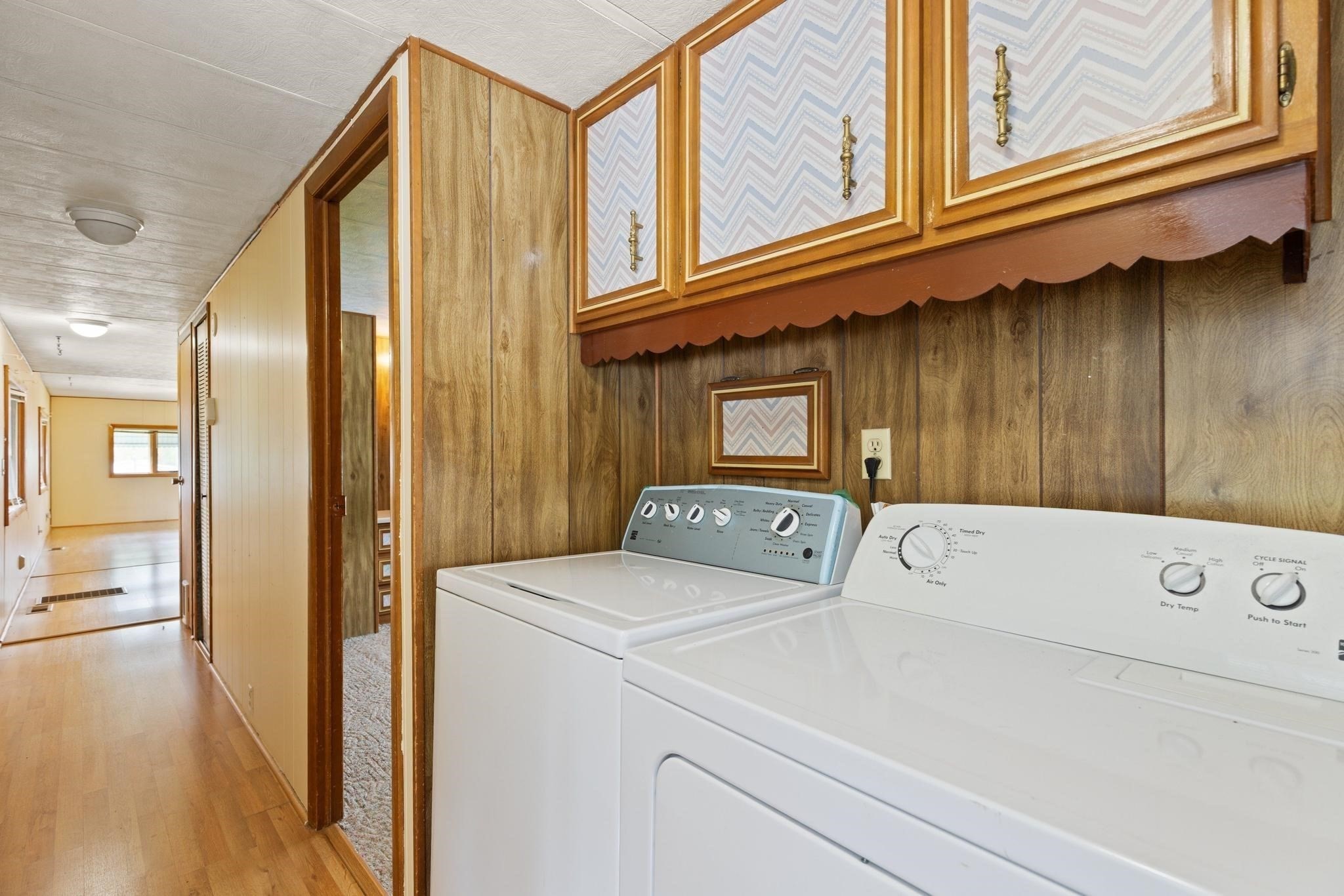 48 Easy Street Property Photo 12