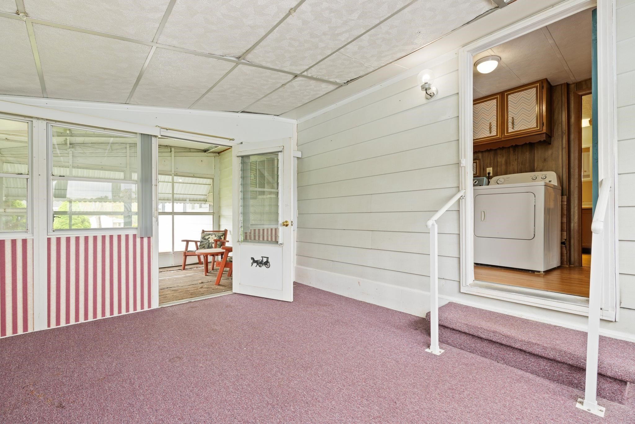 48 Easy Street Property Photo 14