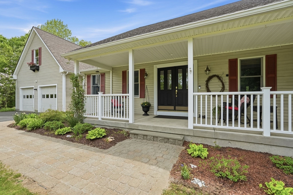 12 Chesterfield Rd Property Photo 1