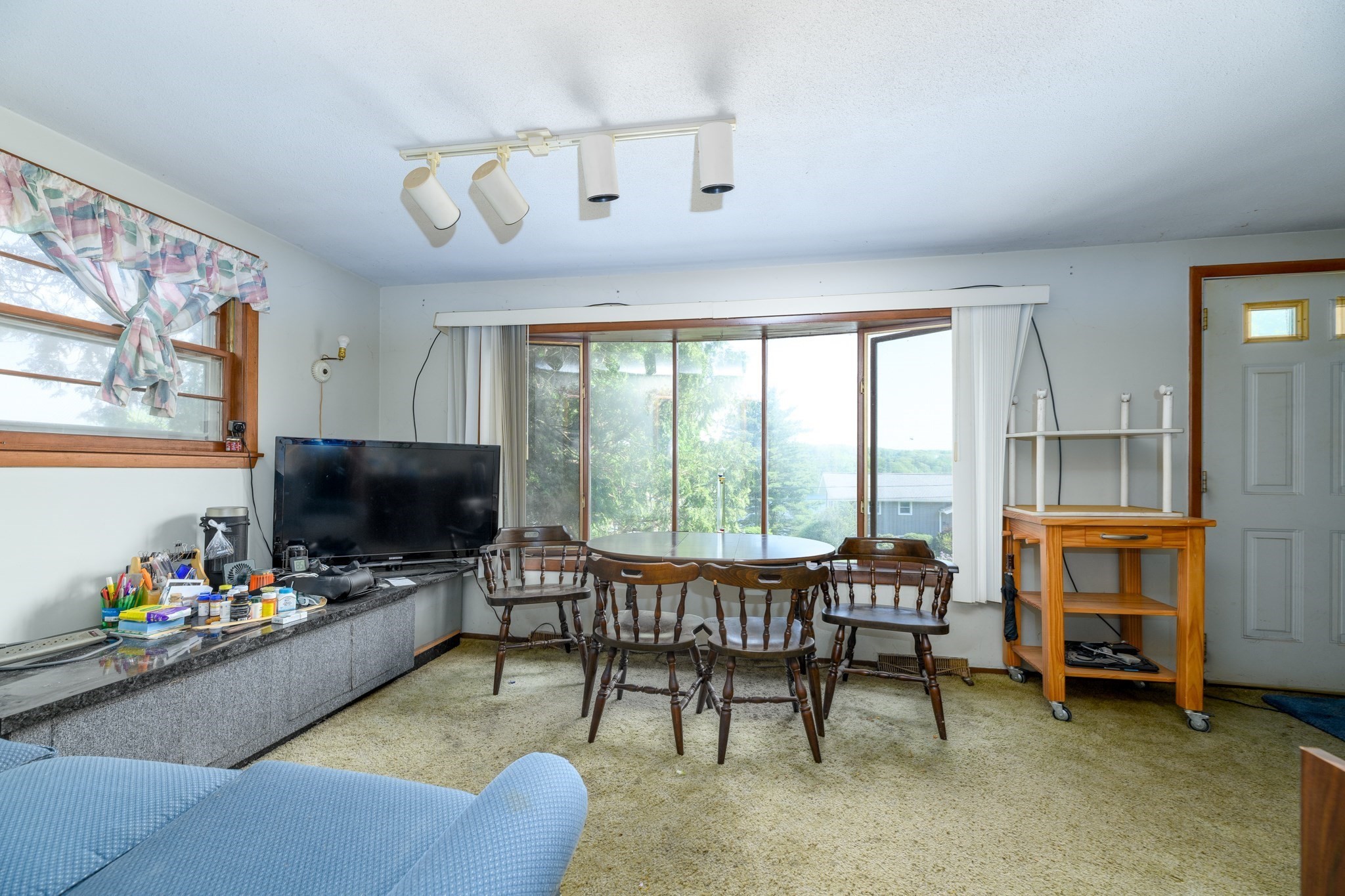 44 Fort Meadow Drive Property Photo 8