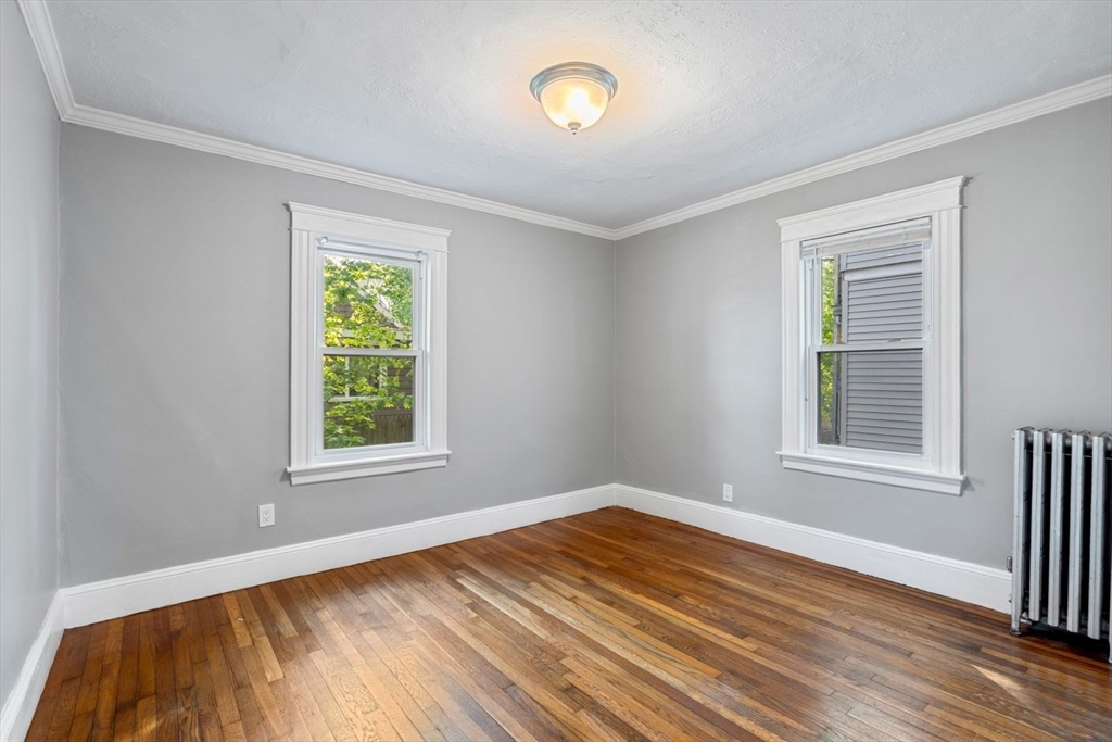 193 Florence St # 1r Property Photo 15