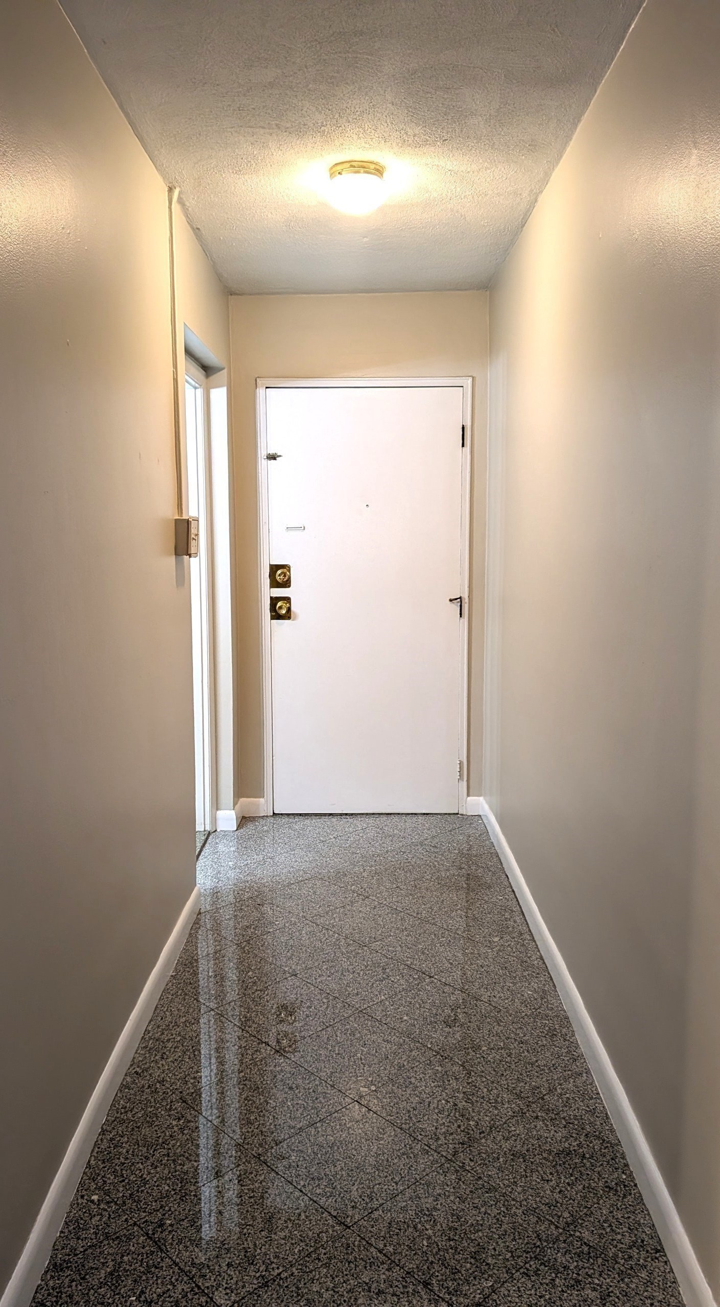26 Willis St # 33 Property Photo 11