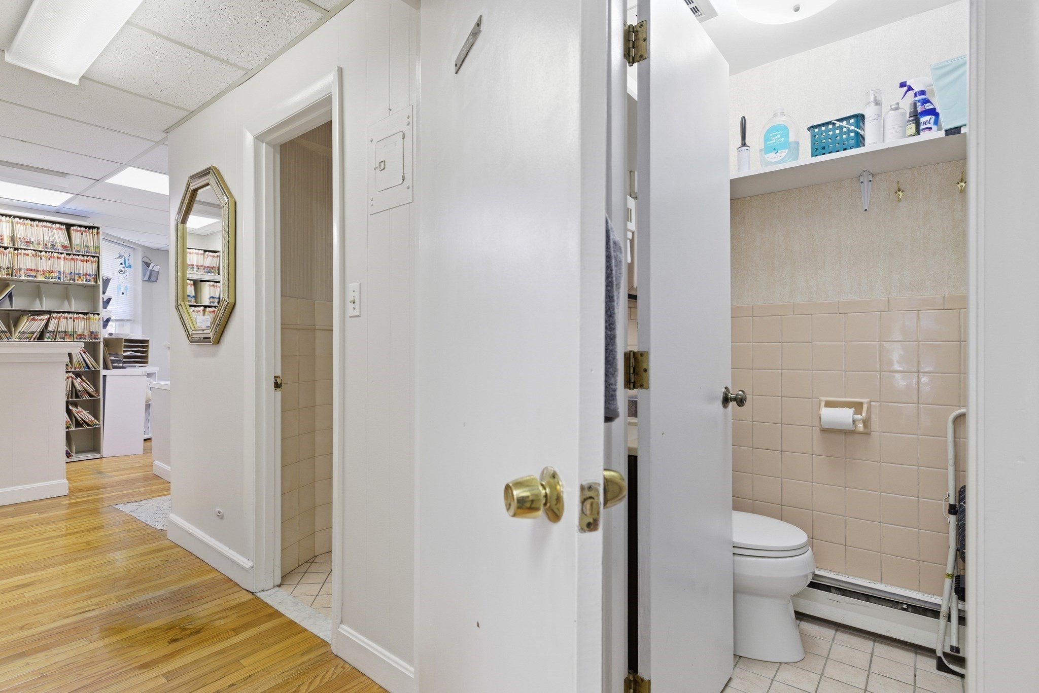 1051 Beacon # 408 Property Photo 36