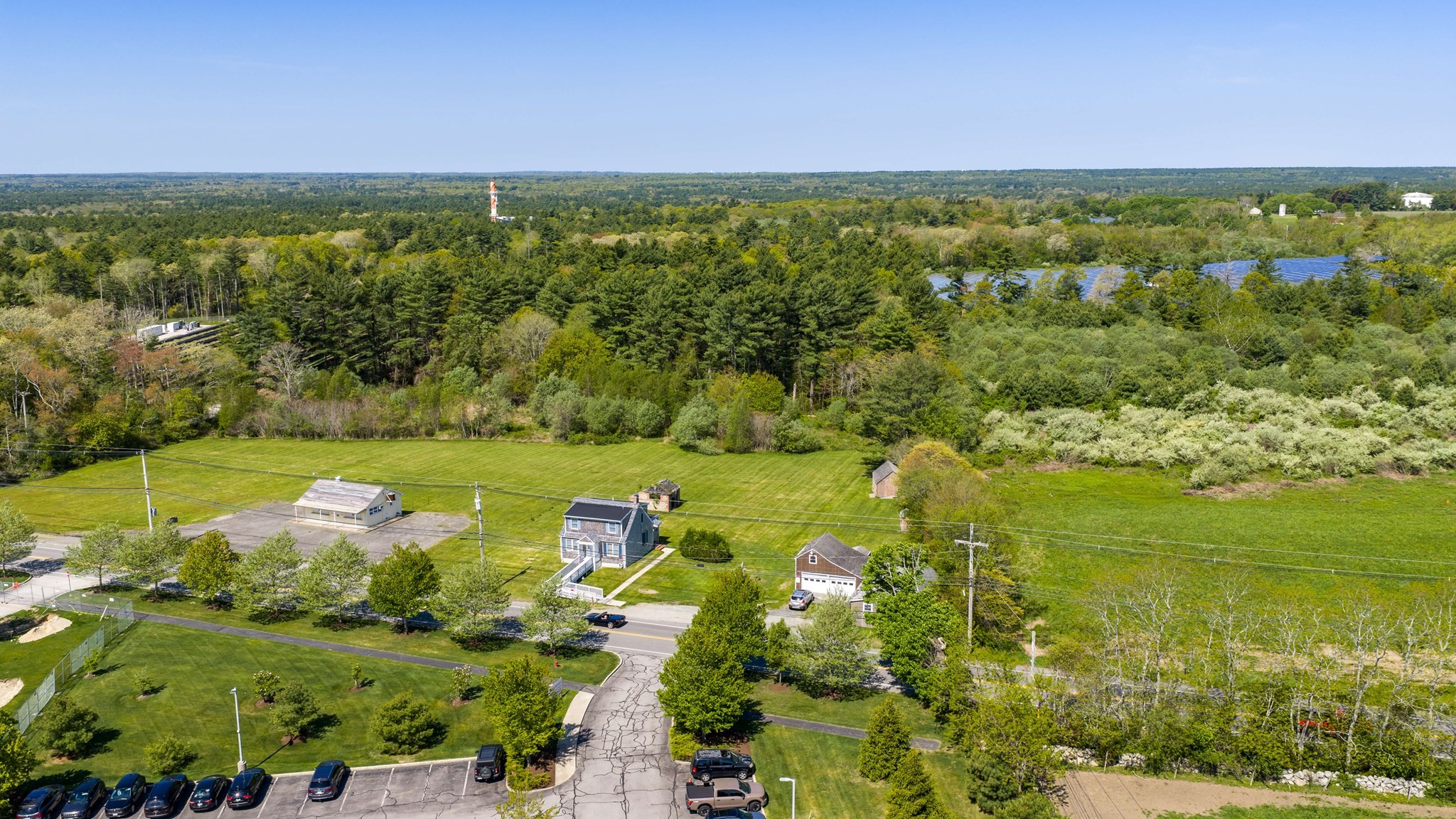 576 Faunce Corner Rd Property Photo 14