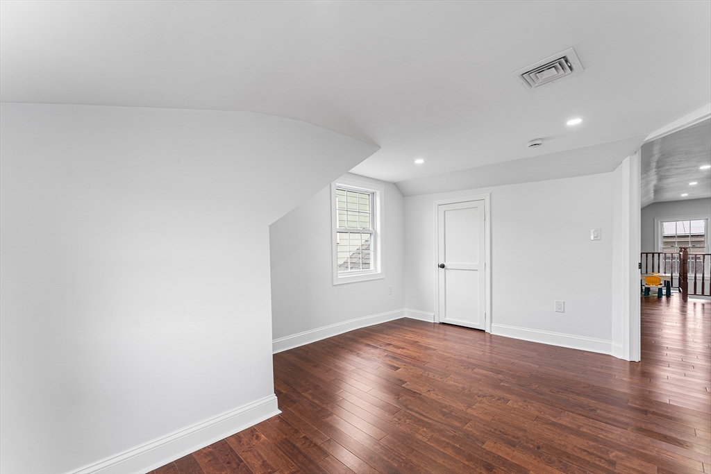 70 Edgehill Rd Property Photo 23