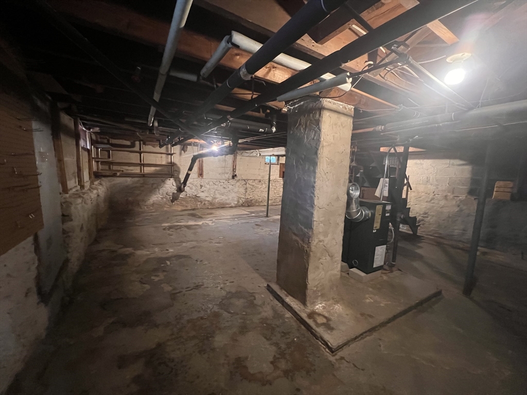 13 Hancock Property Photo 21