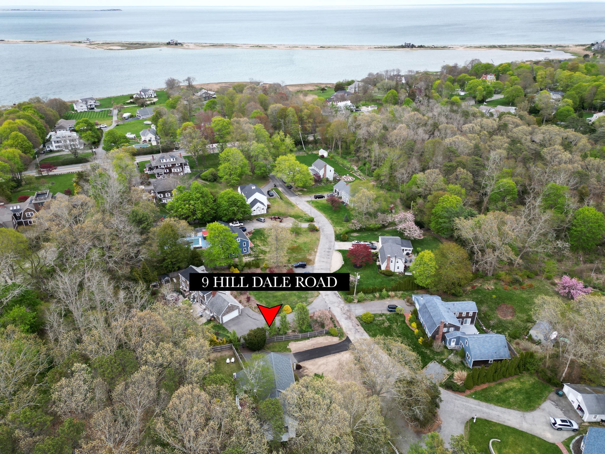 9 Hill Dale Rd Property Photo 3