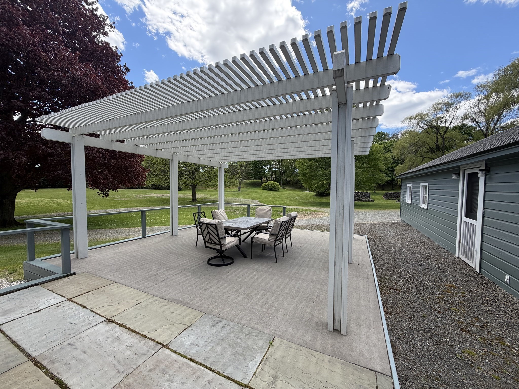 748 Mount Hermon Station Rd Property Photo 6