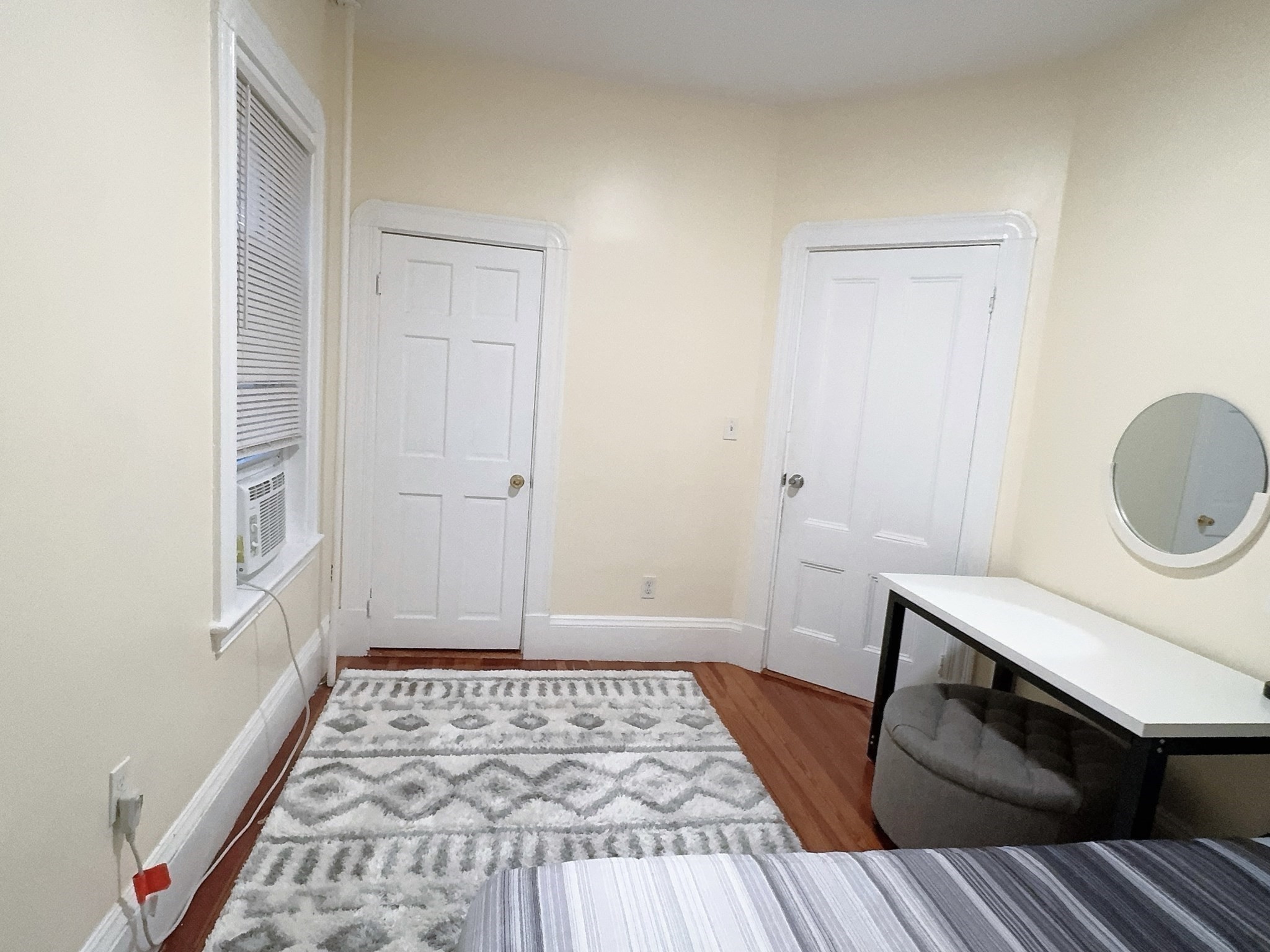 2 Aldie St # 1 Property Photo 9