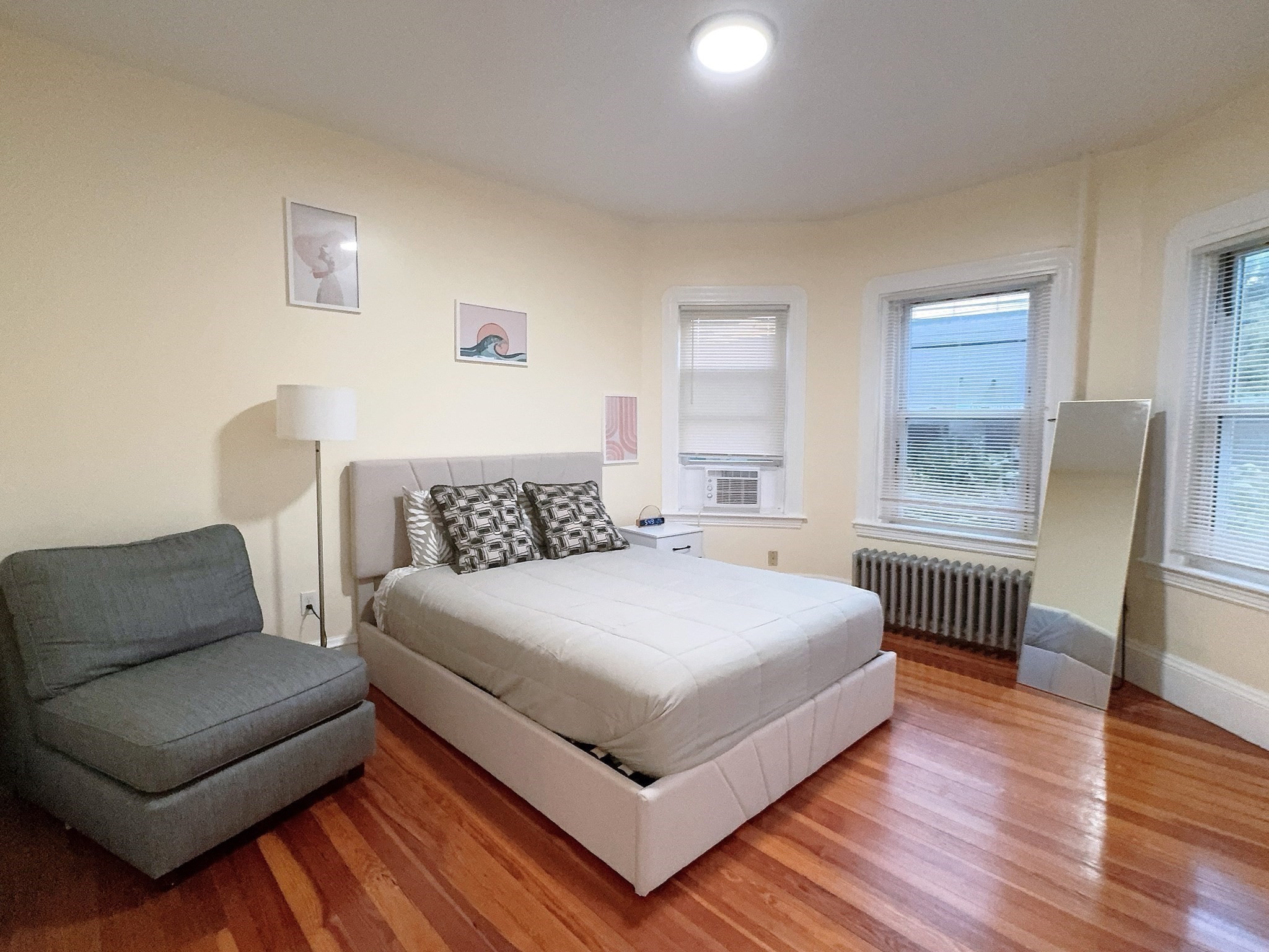 2 Aldie St # 1 Property Photo 10