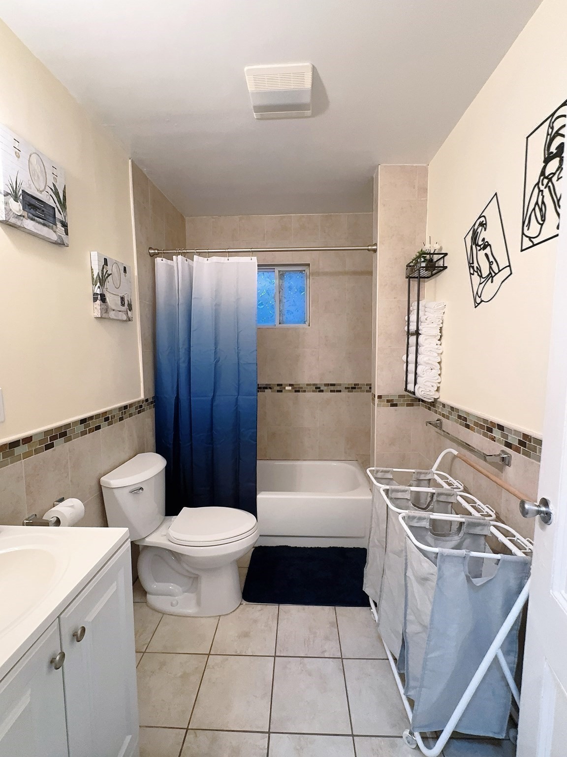 2 Aldie St # 1 Property Photo 17