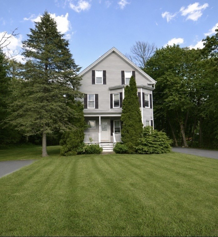 87 Lakeside Ave Property Photo 1