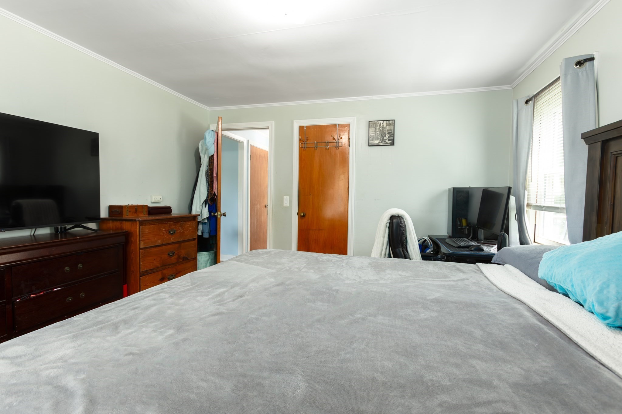 54 Charles St Property Photo 26