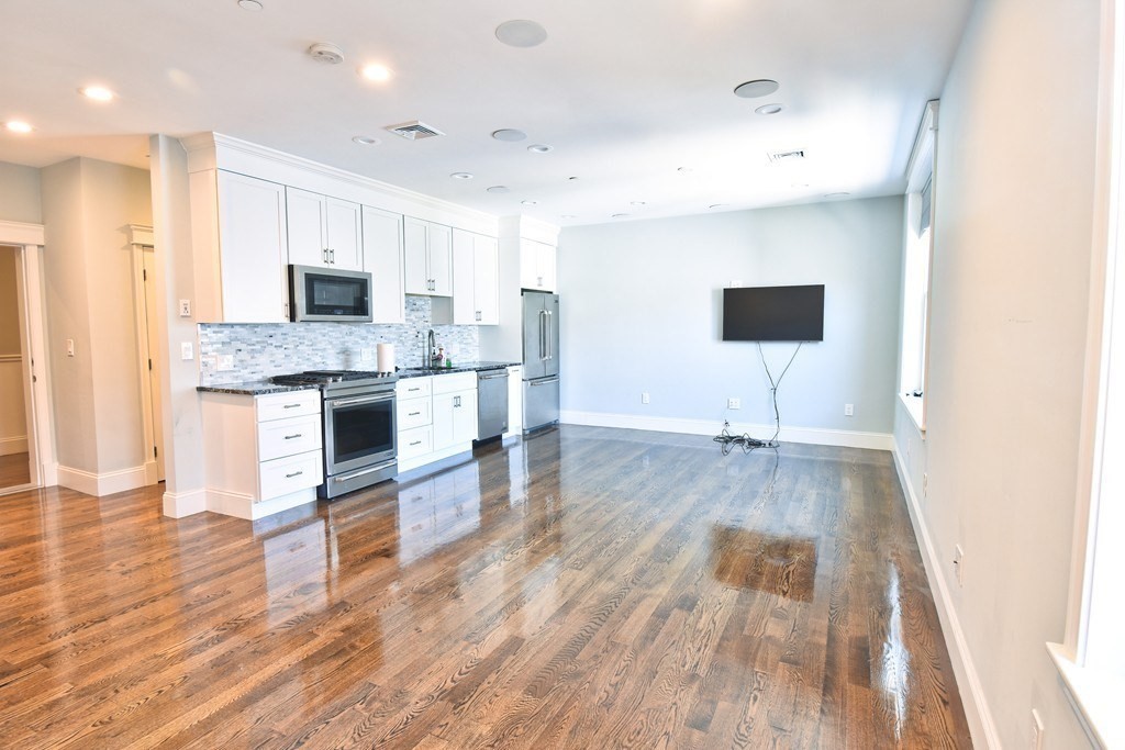 57 L St # 2 Property Photo 2