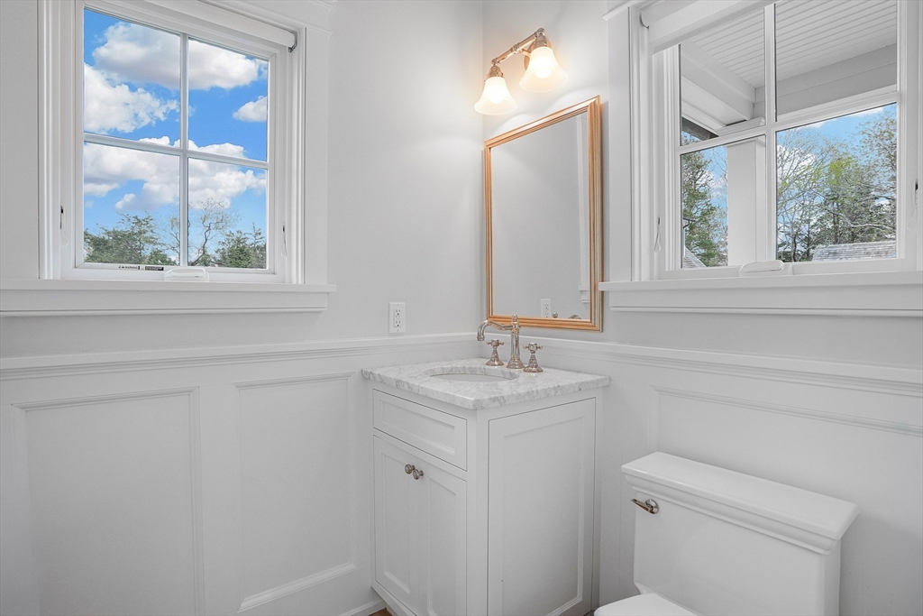 2 Noras Lane Property Photo 27