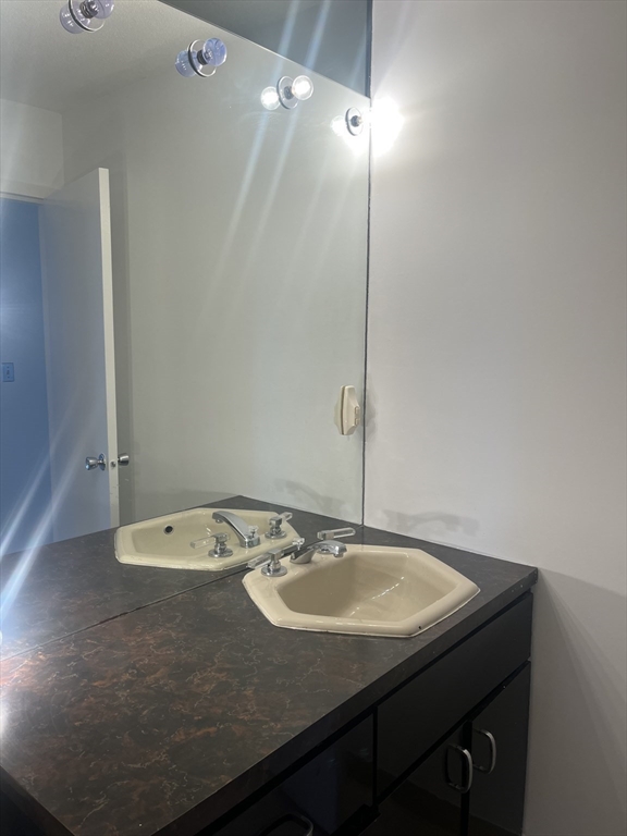 1004 Paradise Road Property Photo 18