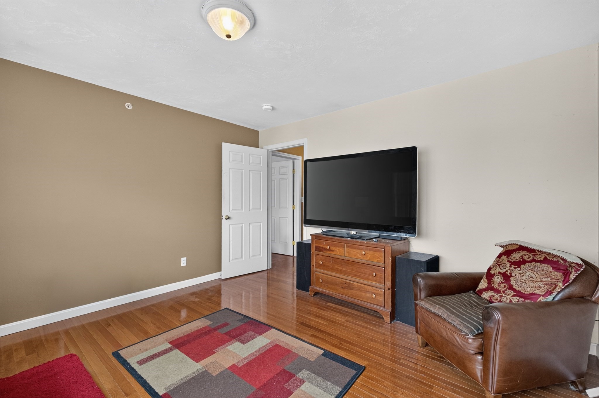 521 Hampton Way # 521 Property Photo 19