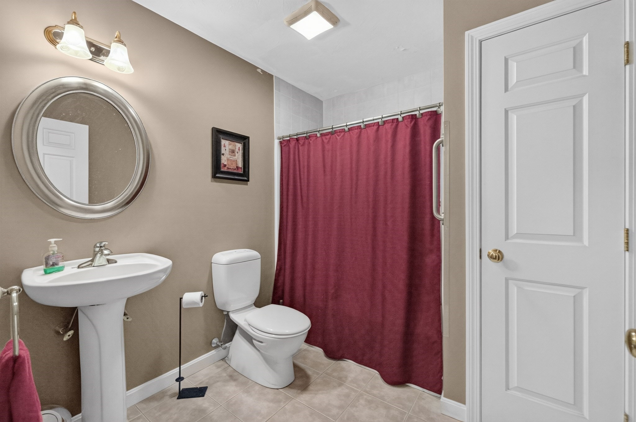 521 Hampton Way # 521 Property Photo 20
