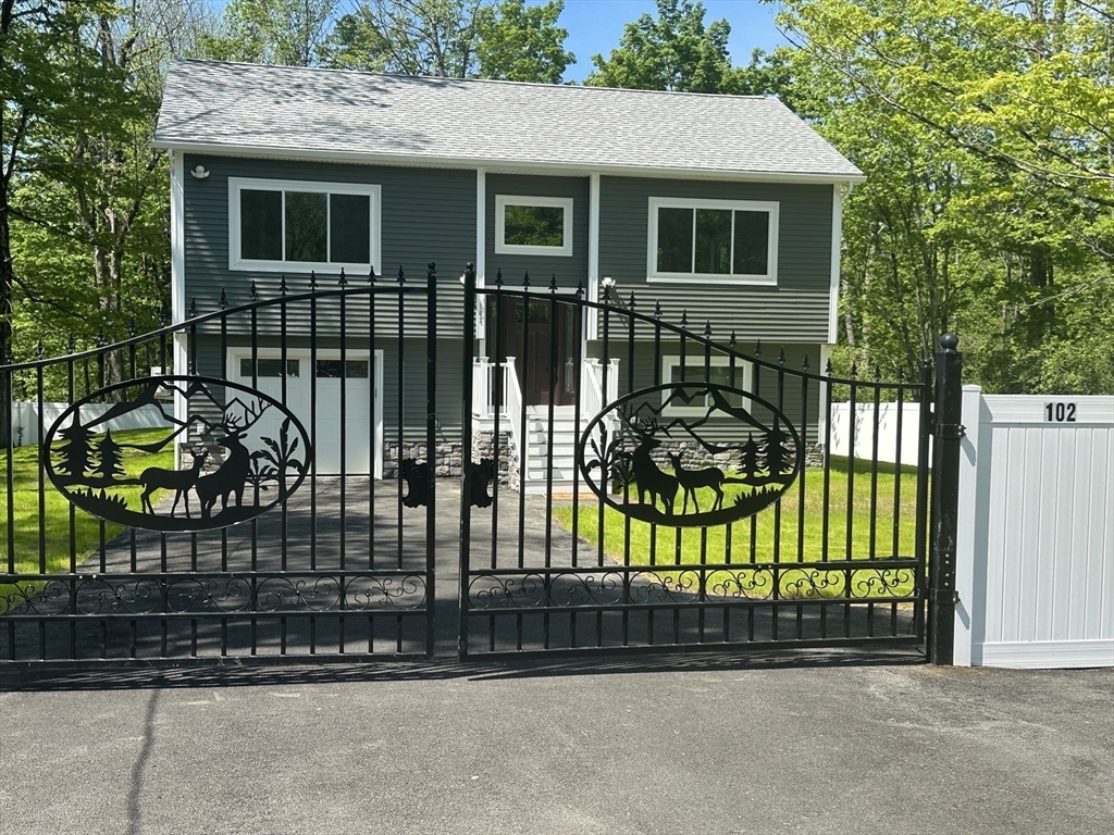102 Wells Road Property Photo 4